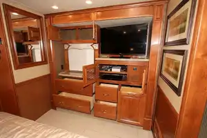 Roy’s Tiffin Motorhomes Phaeton Class A