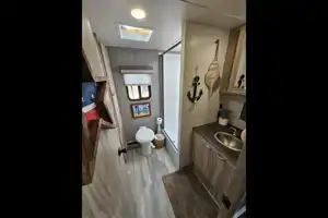 "Minnie Winnie" - A Couple's Getaway!