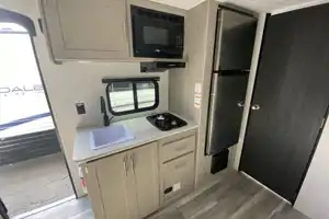 Justin's Keystone Springdale 1760BH Travel Trailer