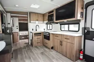 H-Bee Grand Design Imagine 2500RL Travel Trailer