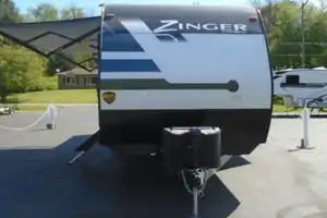 Zippy Zinger