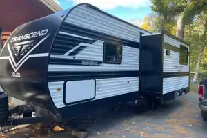 Bently’s (2.0) Grand Design Transcend 26BHX trailer