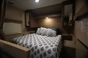 Jose's Coleman Lantern 274BHS Travel Trailer