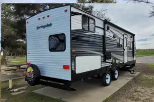 BIG HOSS'S Keystone Springdale Artic Edition Travel Trailer