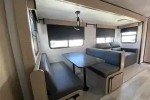 Cruiser RV radiance 28qd