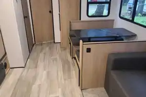 Cruiser RV radiance 28qd