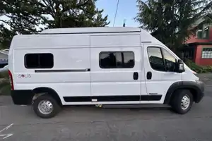 2022 Winnebago Solis 59P