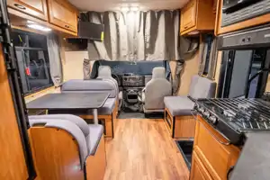 Thunder of Thor (& Adventure) | 2017 Thor Majestic 23A + Free Amenities