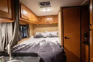 Thunder of Thor (& Adventure) | 2017 Thor Majestic 23A + Free Amenities
