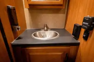 Thunder of Thor (& Adventure) | 2017 Thor Majestic 23A + Free Amenities