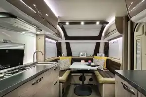 Caravan European de Luxe