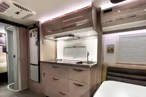 Caravan European de Luxe