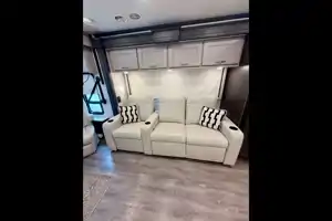 Convenience Rv's Riviera 39BH