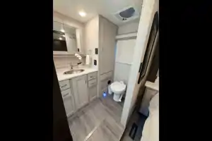 Convenience Rv's Riviera 39BH