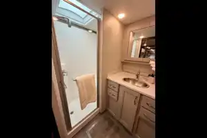 Convenience Rv's Riviera 39BH