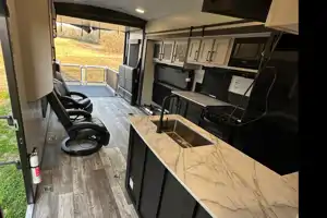 23' Fuel Toyhauler