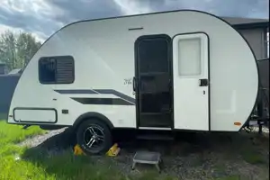 BraxtonCreek 17BH Mini-roulotte