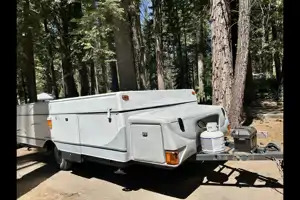**Adventure-Ready 2004 Coleman/Fleetwood Utah Pop-Up Camper