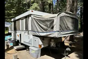 **Adventure-Ready 2004 Coleman/Fleetwood Utah Pop-Up Camper