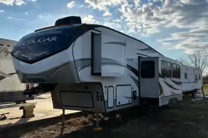 Justin's Keystone Fifth Wheel bunkhouse