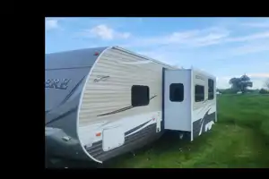 Benjamin 's Revere 27 bunk house  Travel Trailer