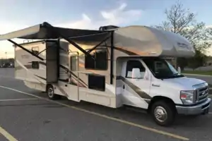 SUPER DOUBLE AC UNITS for a super cool ride. MargaritaWheels RV 8 Guests
