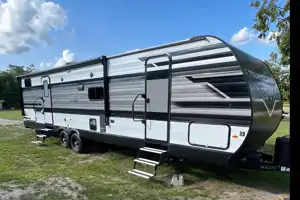 Brandon’s  2022 Grand Design Transcend Xplor 321BH  