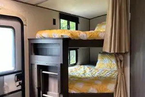 Caravana de Koch Keystone 280bh Travel Trailer