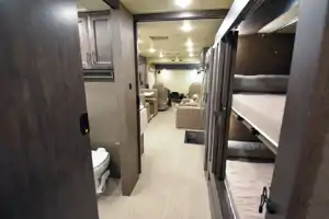 Challenger 2022 Thor Motor Coach - ONLY "G" License Required!