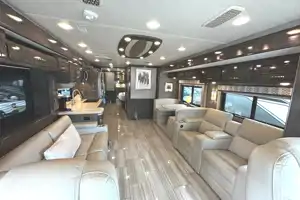 "The Presidential" Entegra Reatta