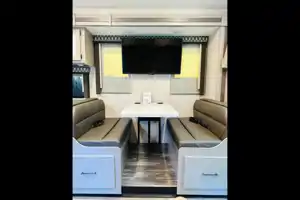 2023 Thor Family Weekender Bunk Model