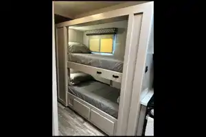 2023 Thor Family Weekender Bunk Model