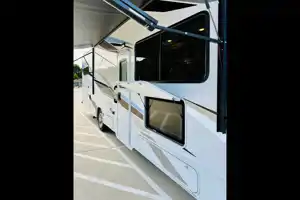 2023 Thor Family Weekender Bunk Model