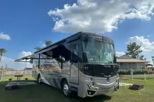 Holiday Rambler Nautica Class A