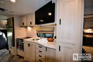 Keurig onboard !! Spacious & Cozy 30 feet RV Sleep 6