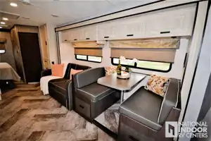 Keurig onboard !! Spacious & Cozy 30 feet RV Sleep 6