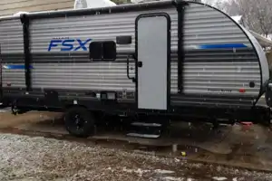  FSX Couples Coach: Small Family: Fully Equipped: Delivery Available 
