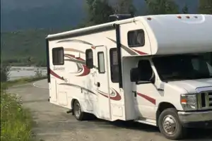 Steven's Forest River Sunseeker Class C