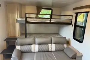 (Delta Dior) 2024 Forest River Salem 26 DB Bunk House