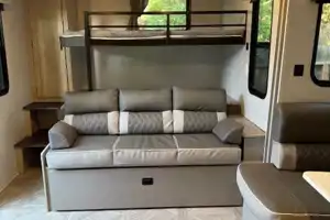 (Delta Dior) 2024 Forest River Salem 26 DB Bunk House
