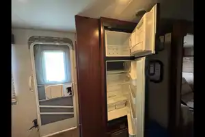 The Roaming Home | Cozy 31ft Fleetwood