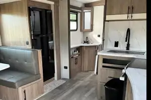 Sweet Retreat (Delivery Only) 2023 Grand Design Imagine