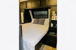 "The Suite Spot" - 2022 Coachmen Freedom Express Ultra Lite 257BHS
