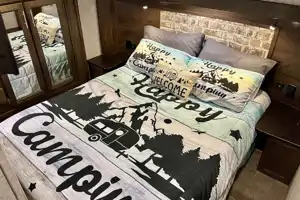  Fully Equipped RV-Perfect for Families or Couples!