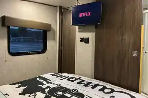  Fully Equipped RV-Perfect for Families or Couples!