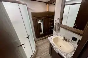  Fully Equipped RV-Perfect for Families or Couples!