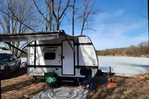 Light Weight Coleman 13B Travel Trailer