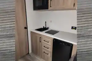 Light Weight Coleman 13B Travel Trailer