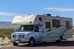 Stephen's Winnebago Minnie Winnie 31K Class C