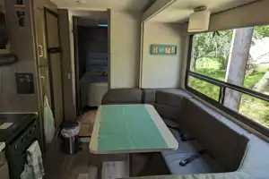 Stephen's Winnebago Minnie Winnie 31K Class C